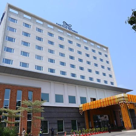 Manjeera Sarovar Premiere Hotel Rājahmundry Екстериор снимка