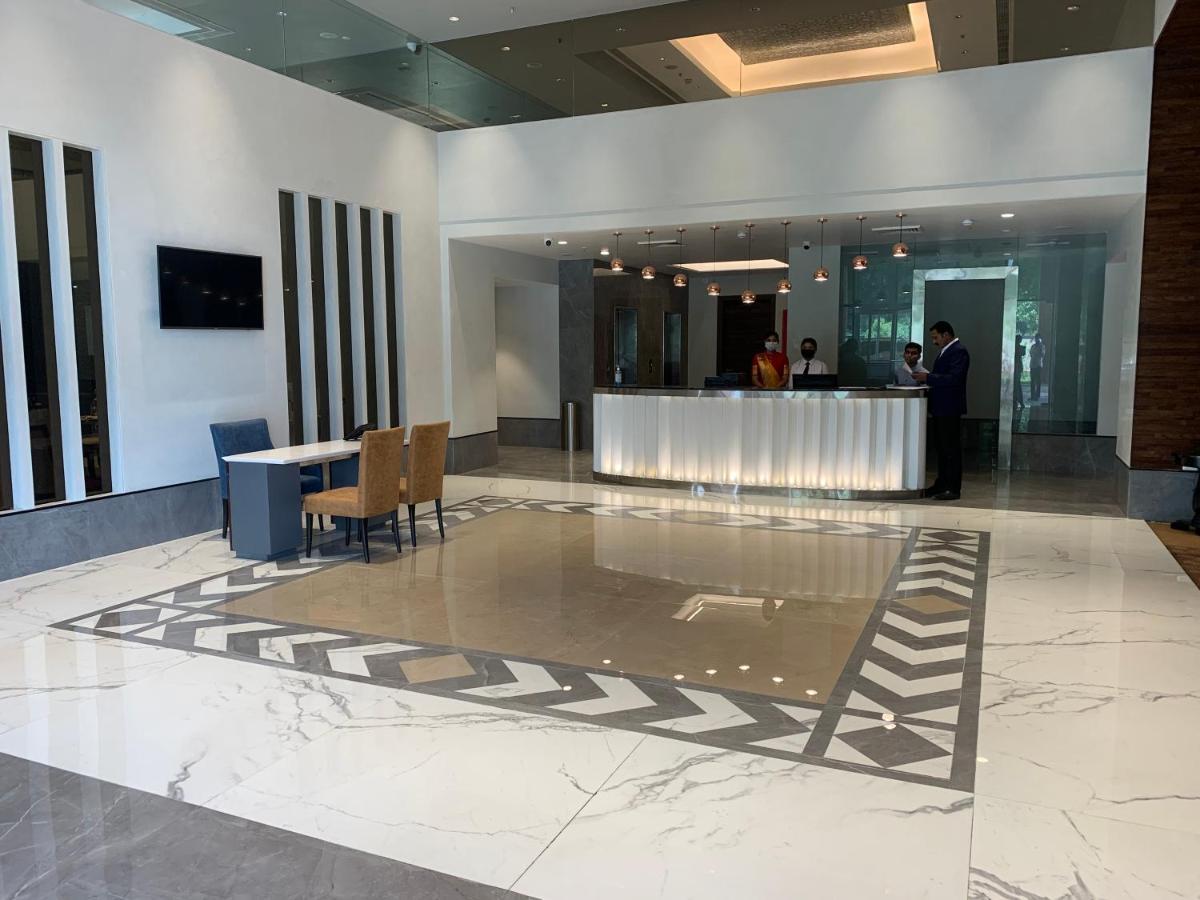 Manjeera Sarovar Premiere Hotel Rājahmundry Екстериор снимка