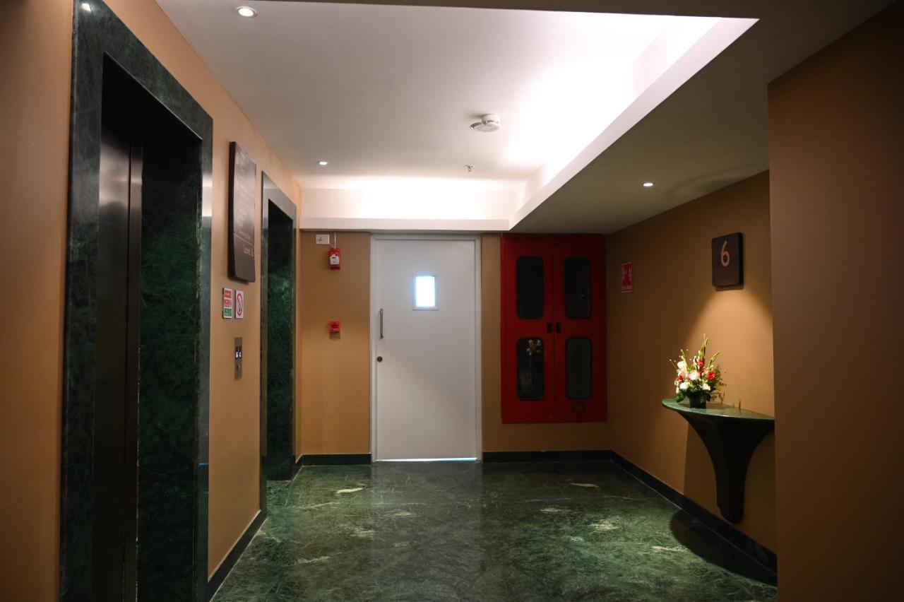 Manjeera Sarovar Premiere Hotel Rājahmundry Екстериор снимка